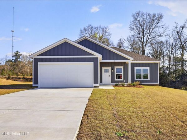 7 Shadow Wood Drive, McHenry, MS 39561