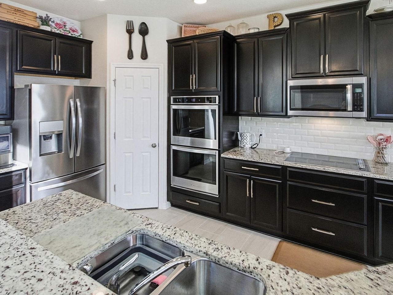 417 Blue Cypress Drive, Groveland, FL 34736 Photo