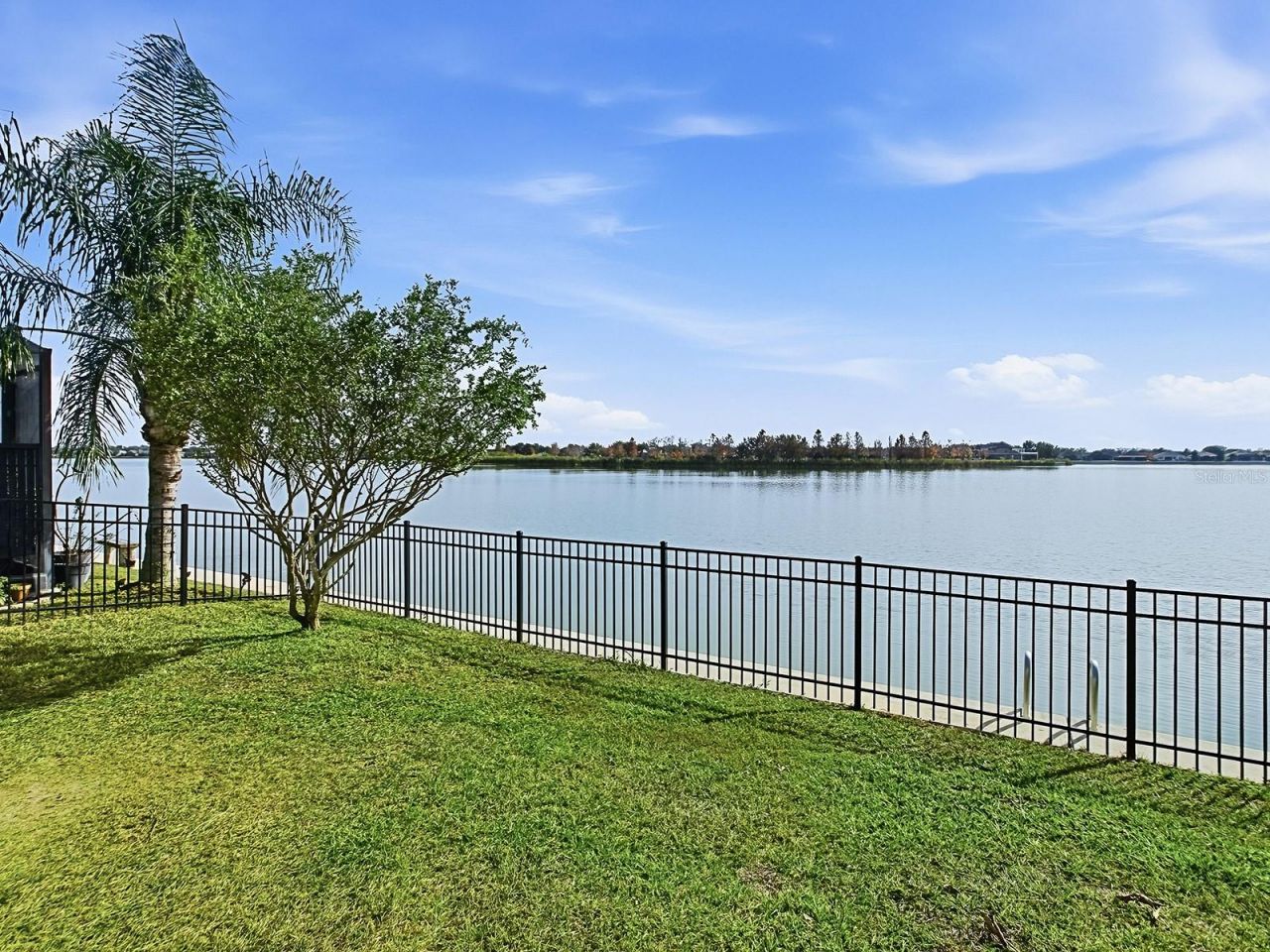 417 Blue Cypress Drive, Groveland, FL 34736 Photo