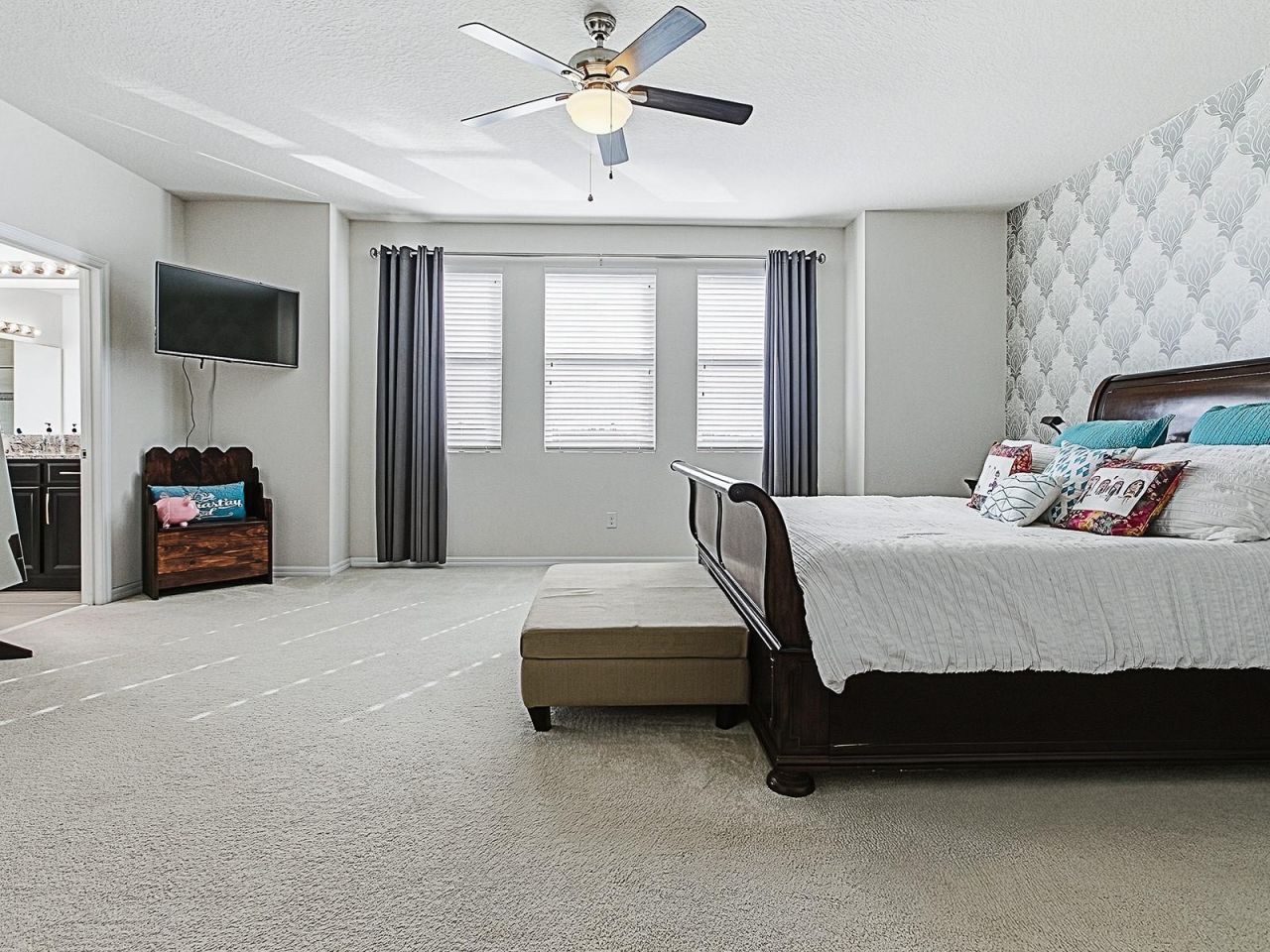417 Blue Cypress Drive, Groveland, FL 34736 Photo