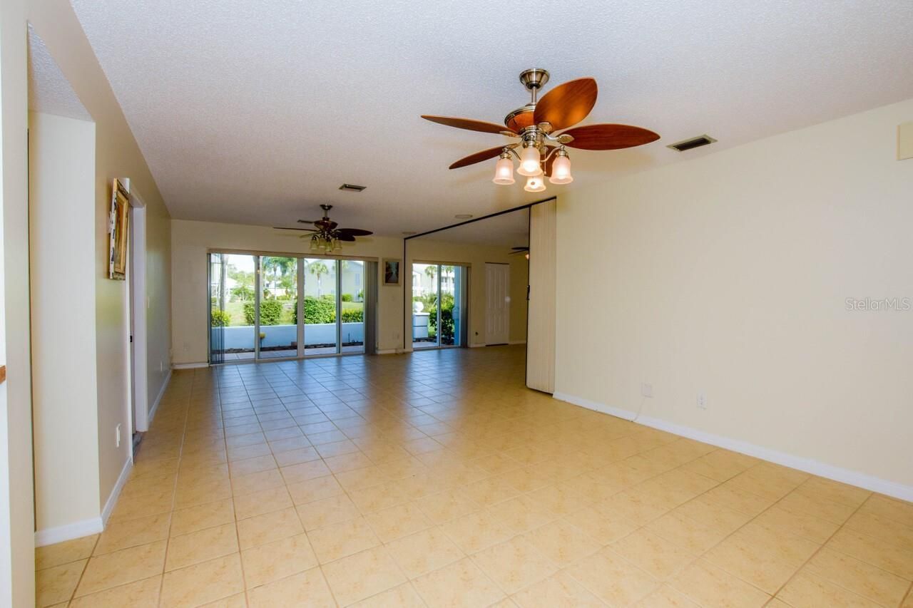 437 Wexford Circle, Unit 79, Venice, FL 34293 Photo