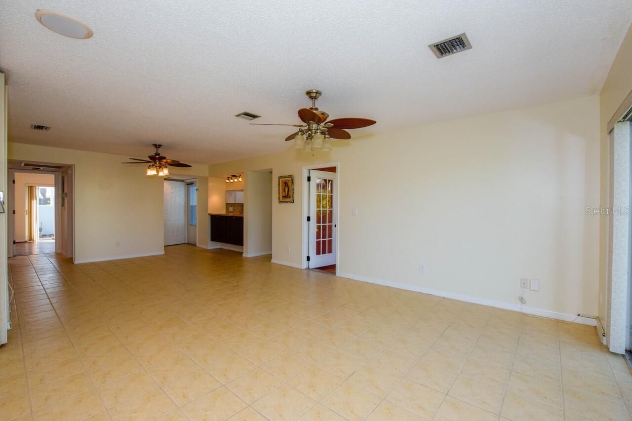 437 Wexford Circle, Unit 79, Venice, FL 34293 Photo