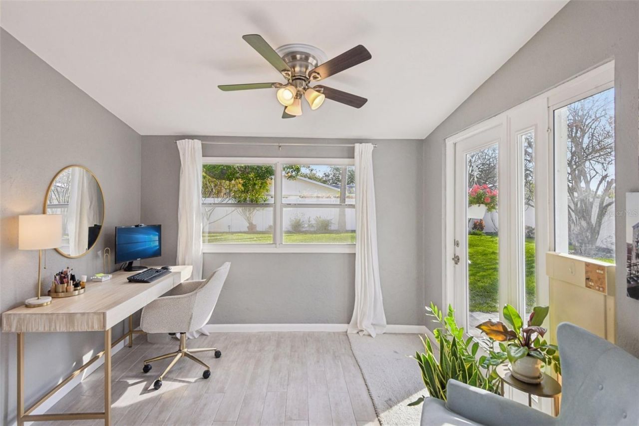 1945 59th Street N, Saint Petersburg, FL 33710 Photo