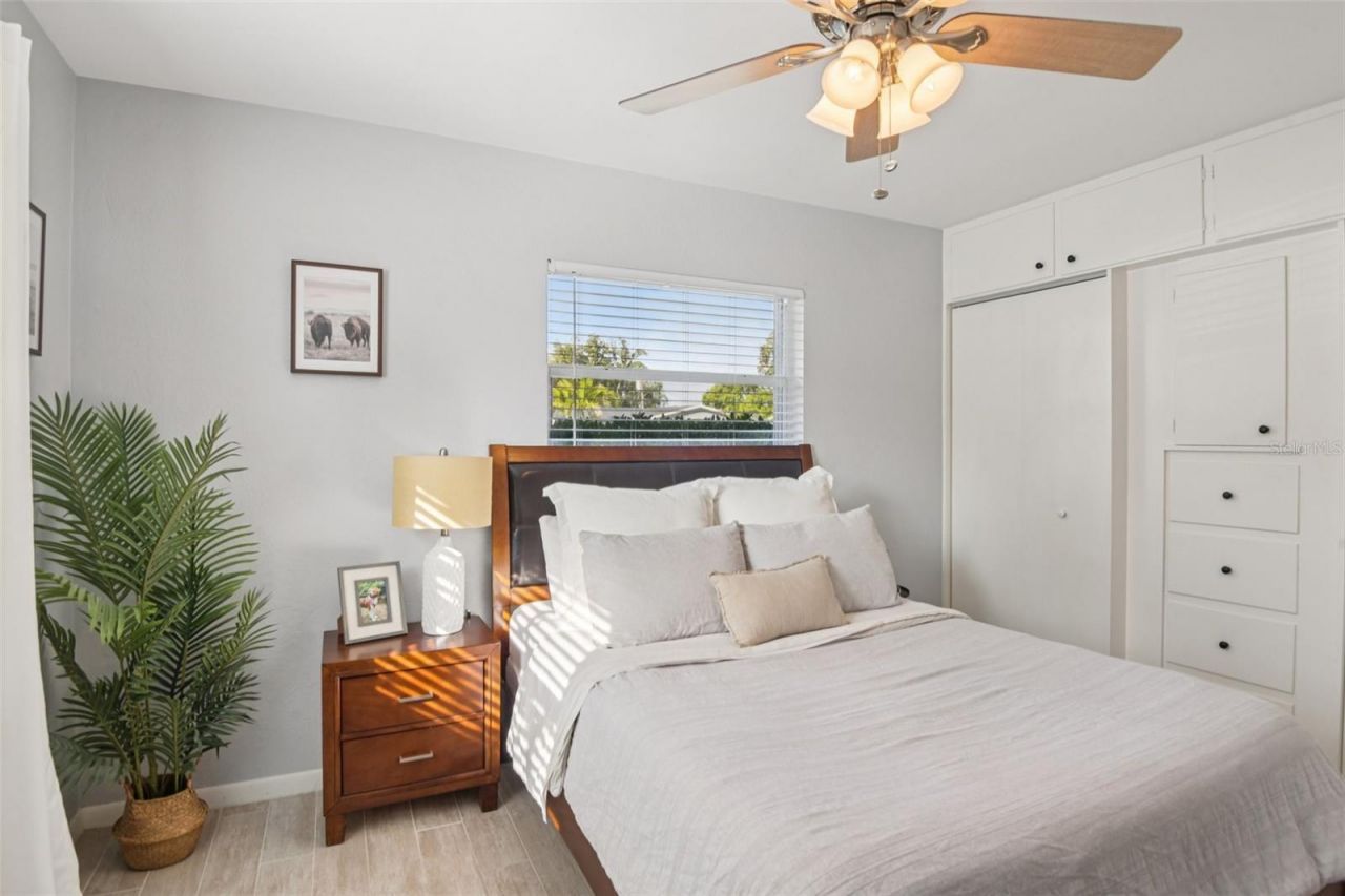 1945 59th Street N, Saint Petersburg, FL 33710 Photo