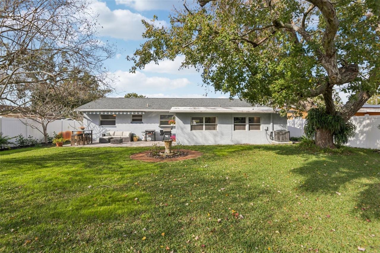 1945 59th Street N, Saint Petersburg, FL 33710 Photo