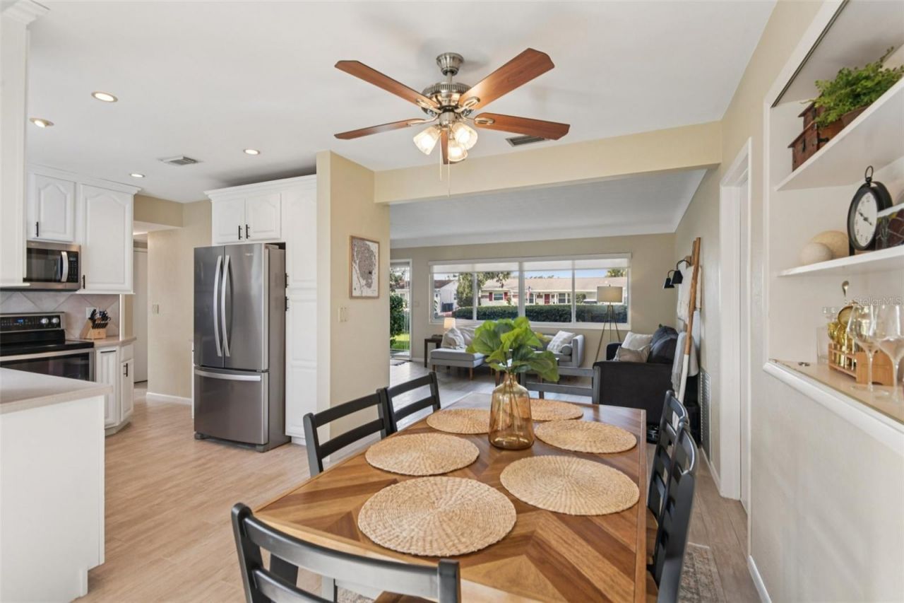 1945 59th Street N, Saint Petersburg, FL 33710 Photo