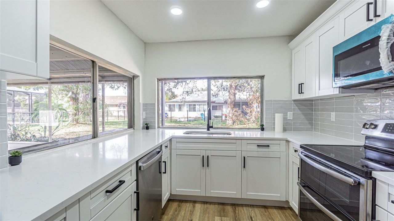 8405 Reynolds Drive, Hudson, FL 34667 Photo