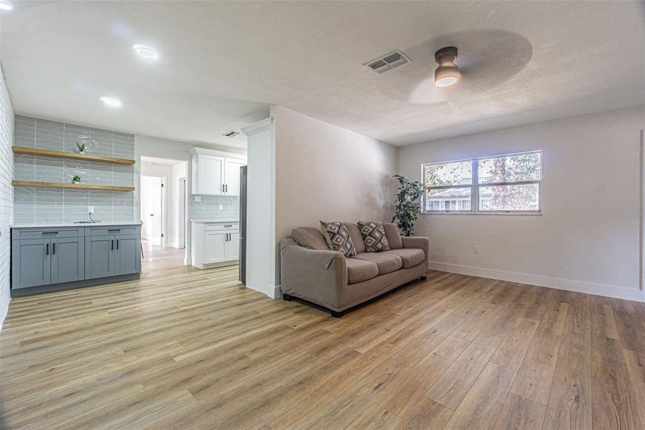 8405 Reynolds Drive, Hudson, FL 34667 Photo