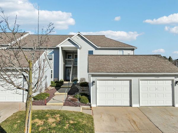 1764 Weatherstone Drive, Ann Arbor, MI 48108