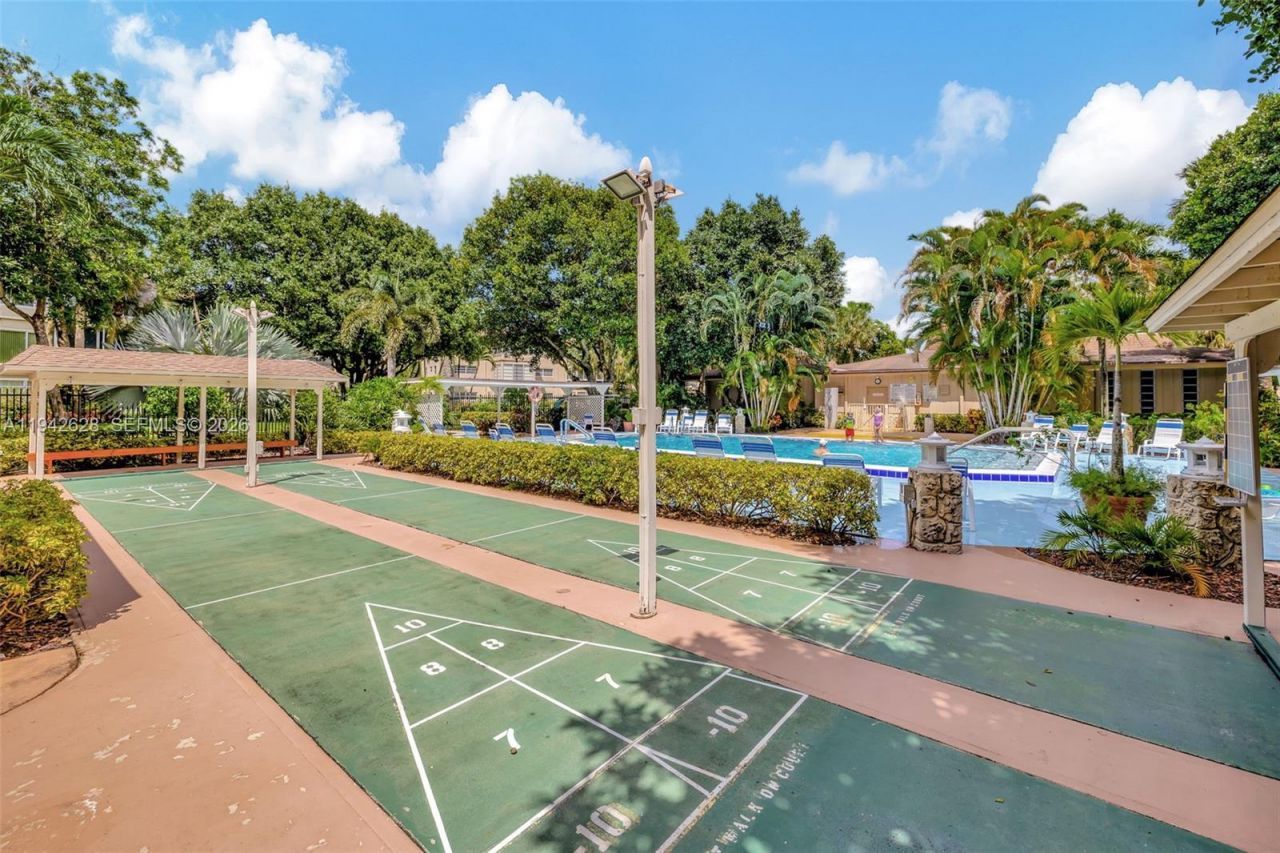 5000 NW 36th St , Unit 410, Lauderdale Lakes, FL 33319 Photo