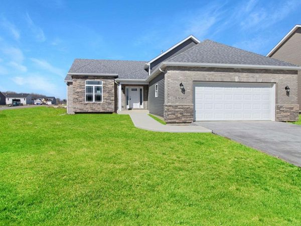 8302 Dylan Drive, Merrillville, IN 46410