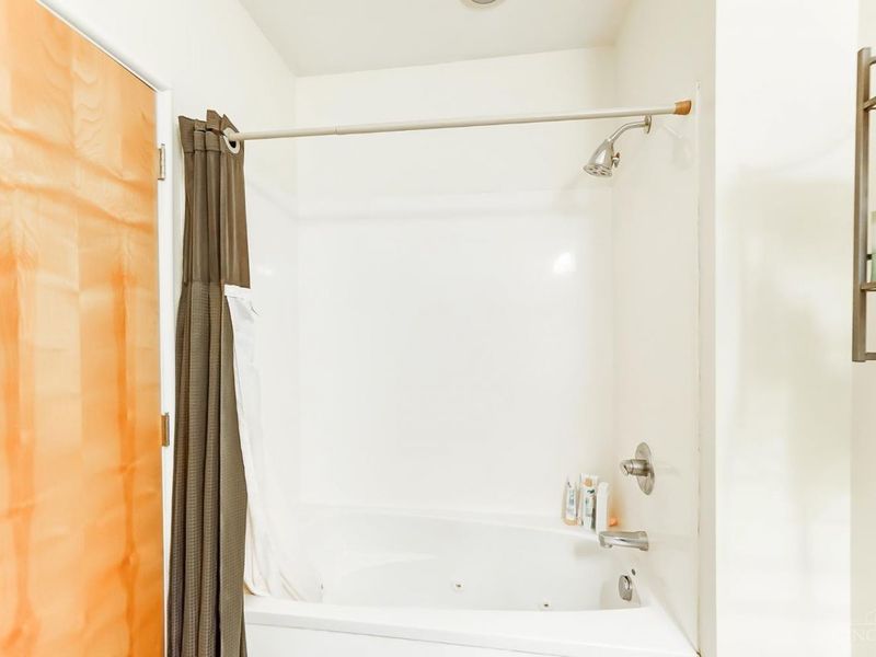 1207 Republic Street, Unit 101B, Cincinnati, OH 45202 Photo 17