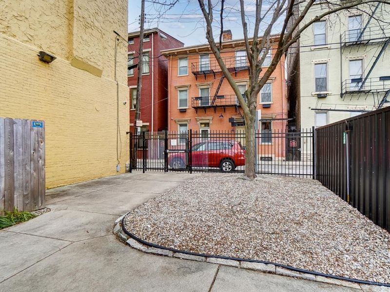 1207 Republic Street, Unit 101B, Cincinnati, OH 45202 Photo 28