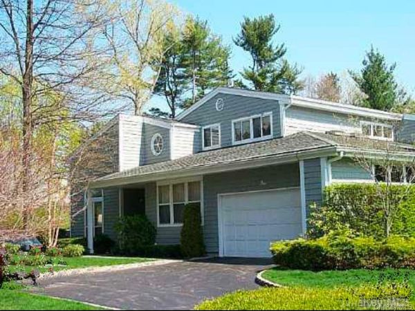 1 Tiffany Circle , Manhasset, NY 11030