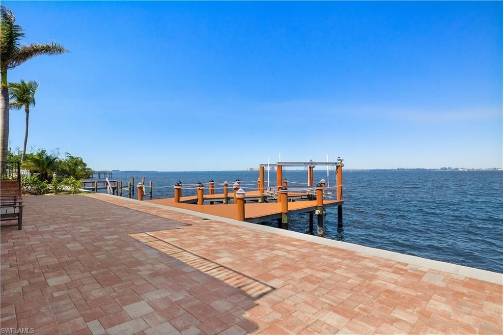 15400 Catalpa Cove Ln, Fort Myers, FL 33908 Photo