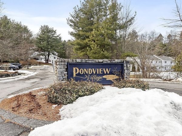 103 Pondview Pl, Unit 103, Tyngsborough, MA 01879