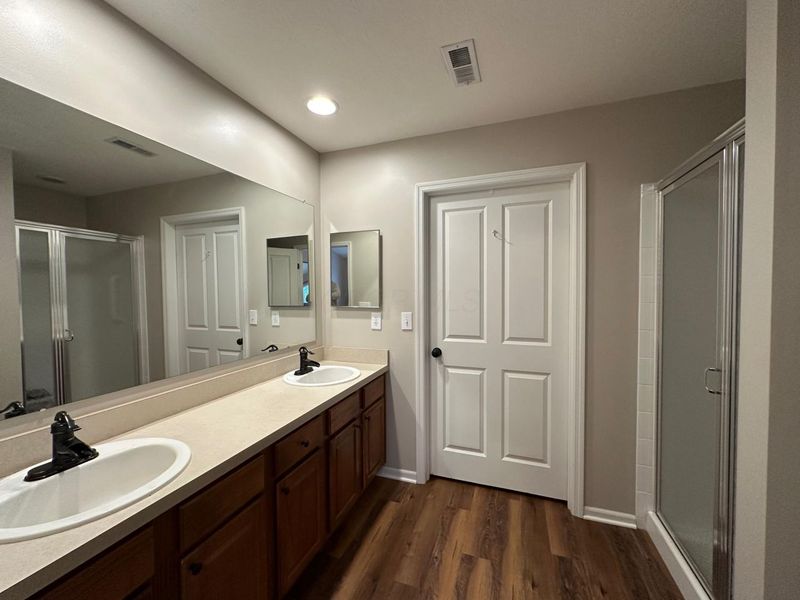 69 Greenhedge Circle, Delaware, OH 43015 Photo 11