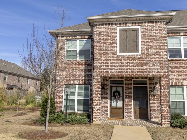 105 Guest Drive, Unit 600, Starkville, MS 39759