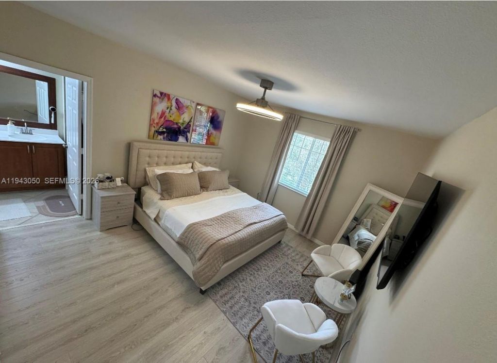 6434 Emerald Dunes Dr, Unit 304, West Palm Beach, FL 33411 Photo