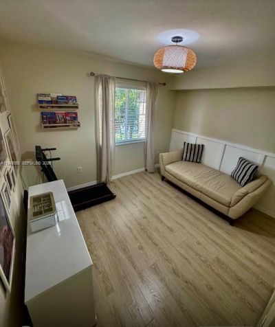 6434 Emerald Dunes Dr, Unit 304, West Palm Beach, FL 33411 Photo