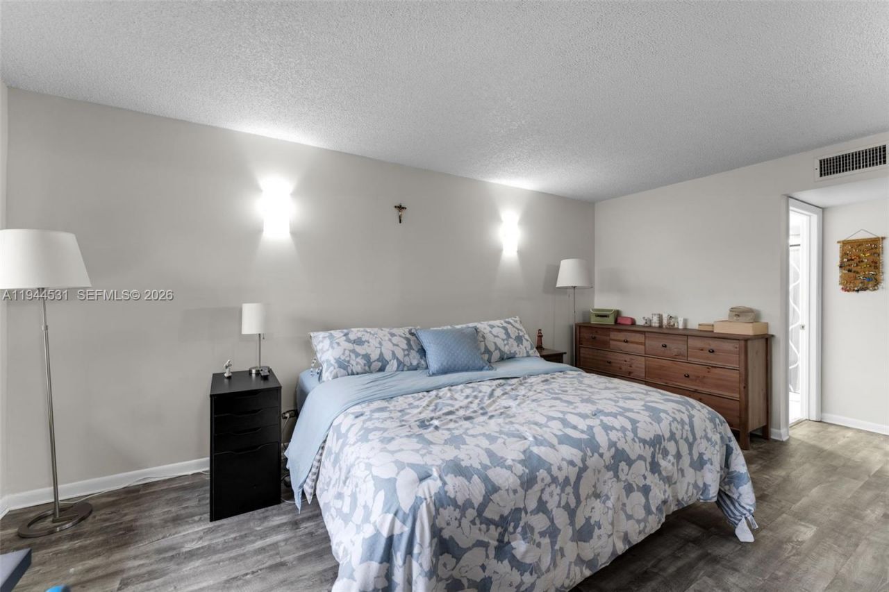 6701 SW 116th Ct, Unit 406, Miami, FL 33173 Photo