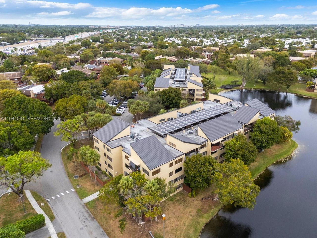 6701 SW 116th Ct, Unit 406, Miami, FL 33173 Photo