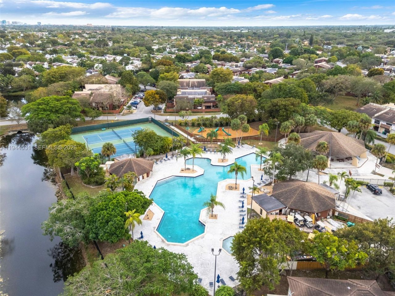 6701 SW 116th Ct, Unit 406, Miami, FL 33173 Photo