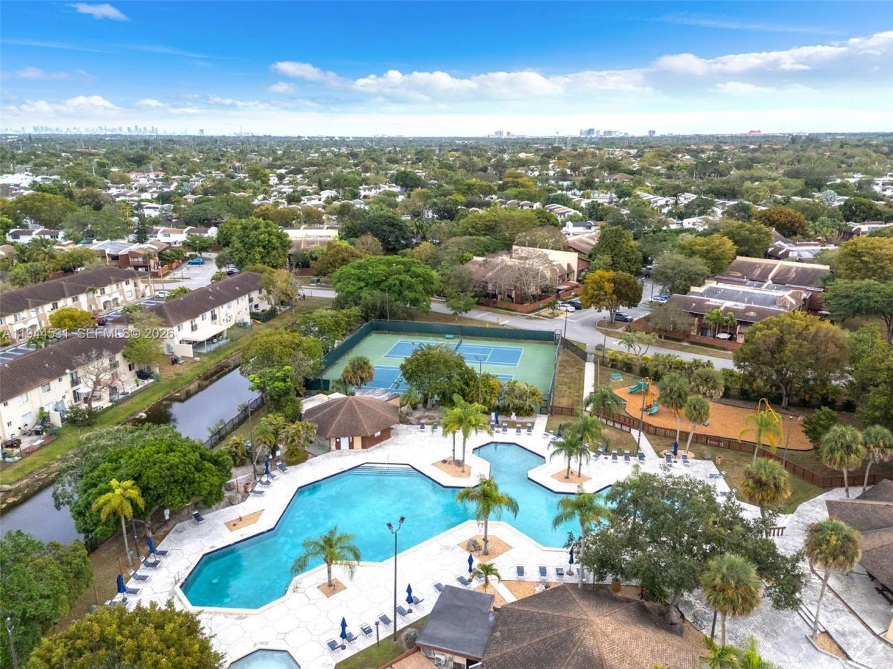 6701 SW 116th Ct, Unit 406, Miami, FL 33173 Photo