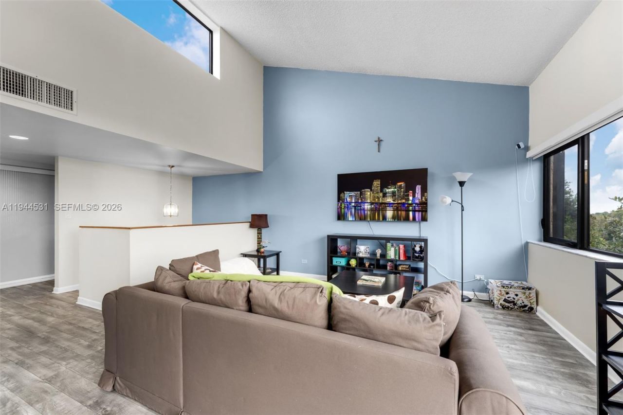 6701 SW 116th Ct, Unit 406, Miami, FL 33173 Photo