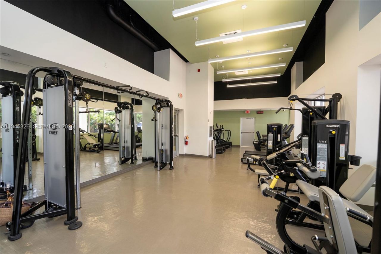 881 Ocean Dr, Unit TH15, Key Biscayne, FL 33149 Photo
