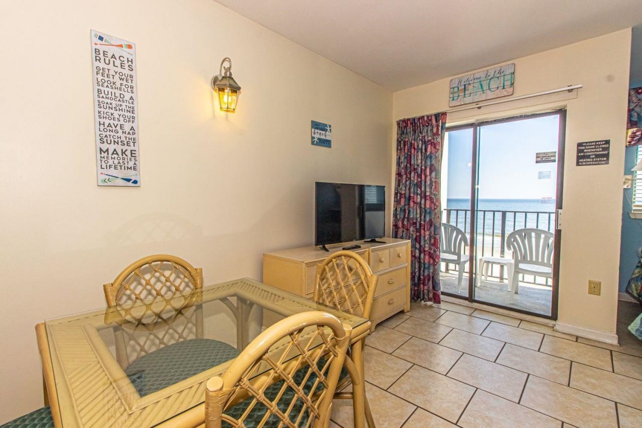 1605 S Ocean Blvd. Photo 17