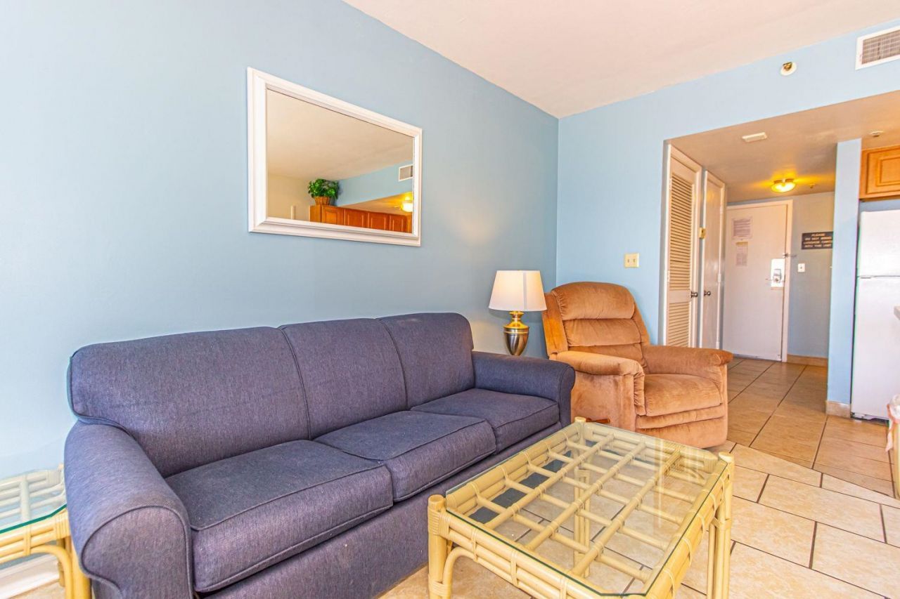 1605 S Ocean Blvd. Photo 8