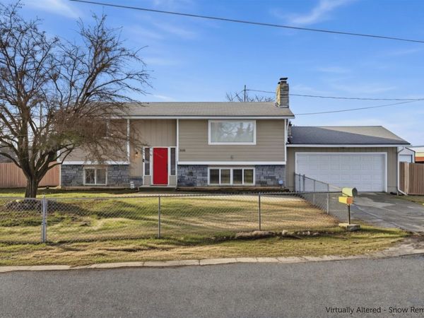 3120 S Progress Rd, Veradale, WA 99037