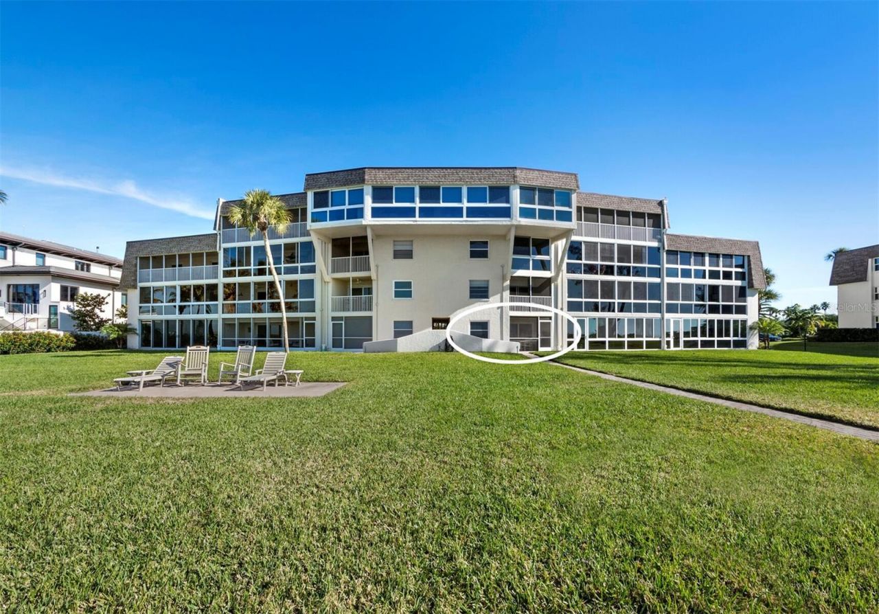 5231 Gulf Of Mexico Drive, Unit 104, Longboat Key, FL 34228 Photo