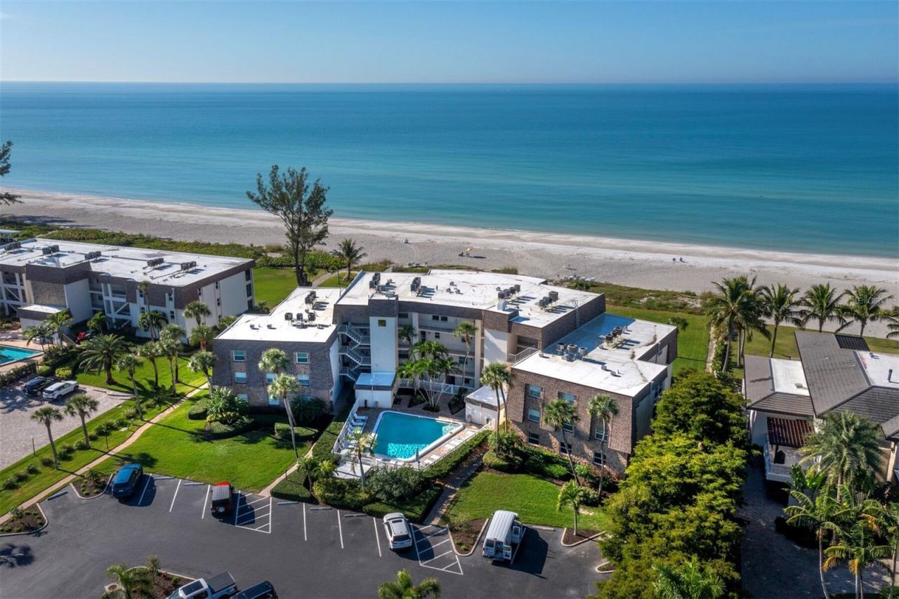 5231 Gulf Of Mexico Drive, Unit 104, Longboat Key, FL 34228 Photo