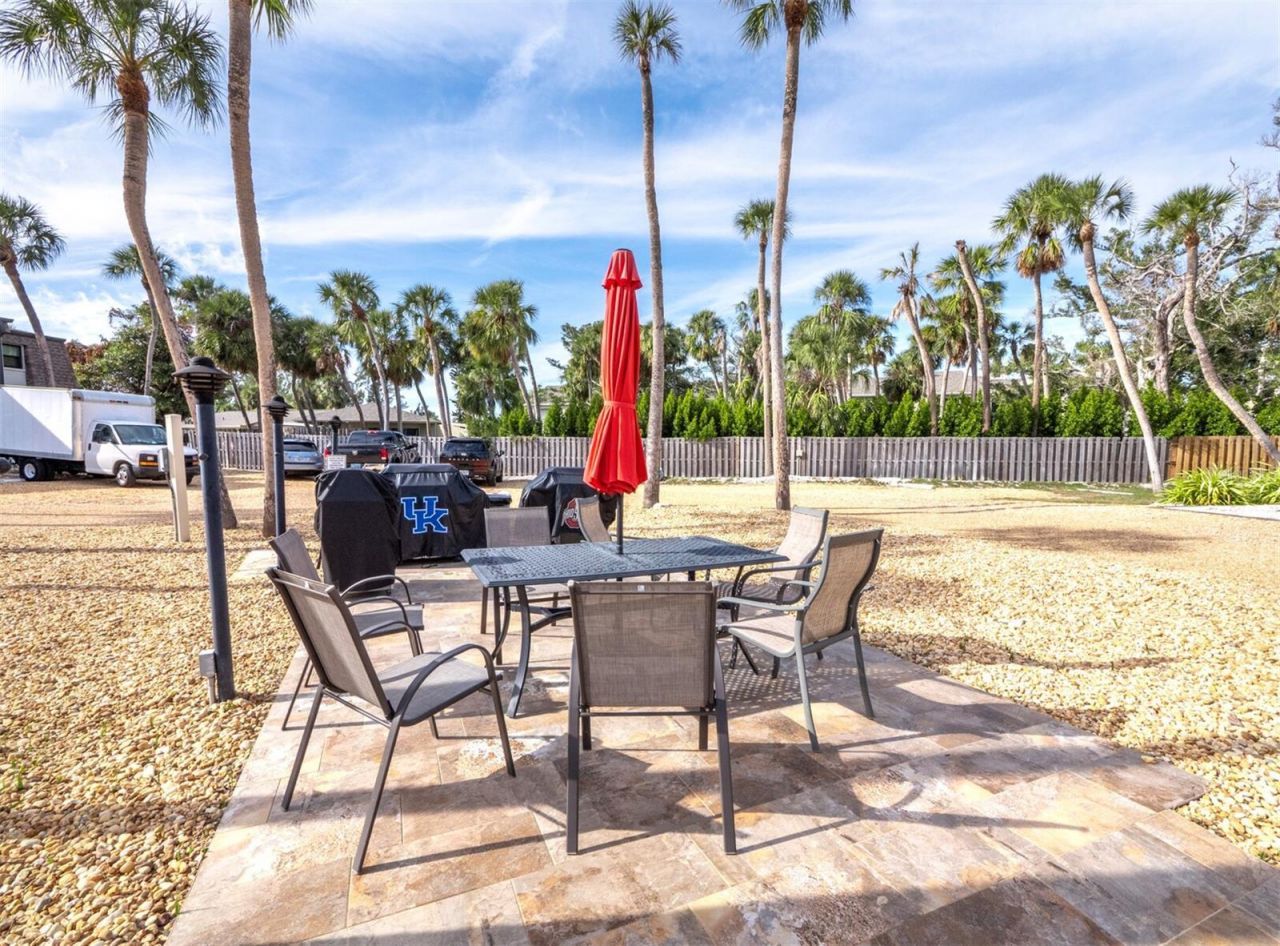 5231 Gulf Of Mexico Drive, Unit 104, Longboat Key, FL 34228 Photo