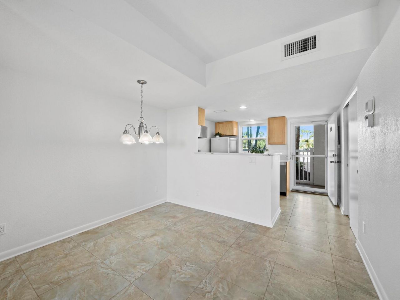 5231 Gulf Of Mexico Drive, Unit 104, Longboat Key, FL 34228 Photo