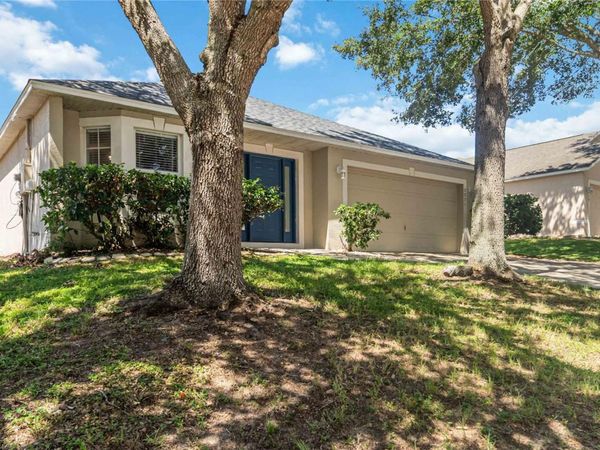 2225 SANDRIDGE CIRCLE, EUSTIS, FL 32726