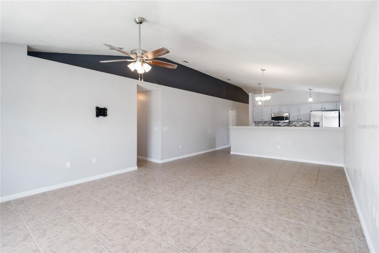 2225 Sandridge Circle, Eustis, FL 32726 Photo