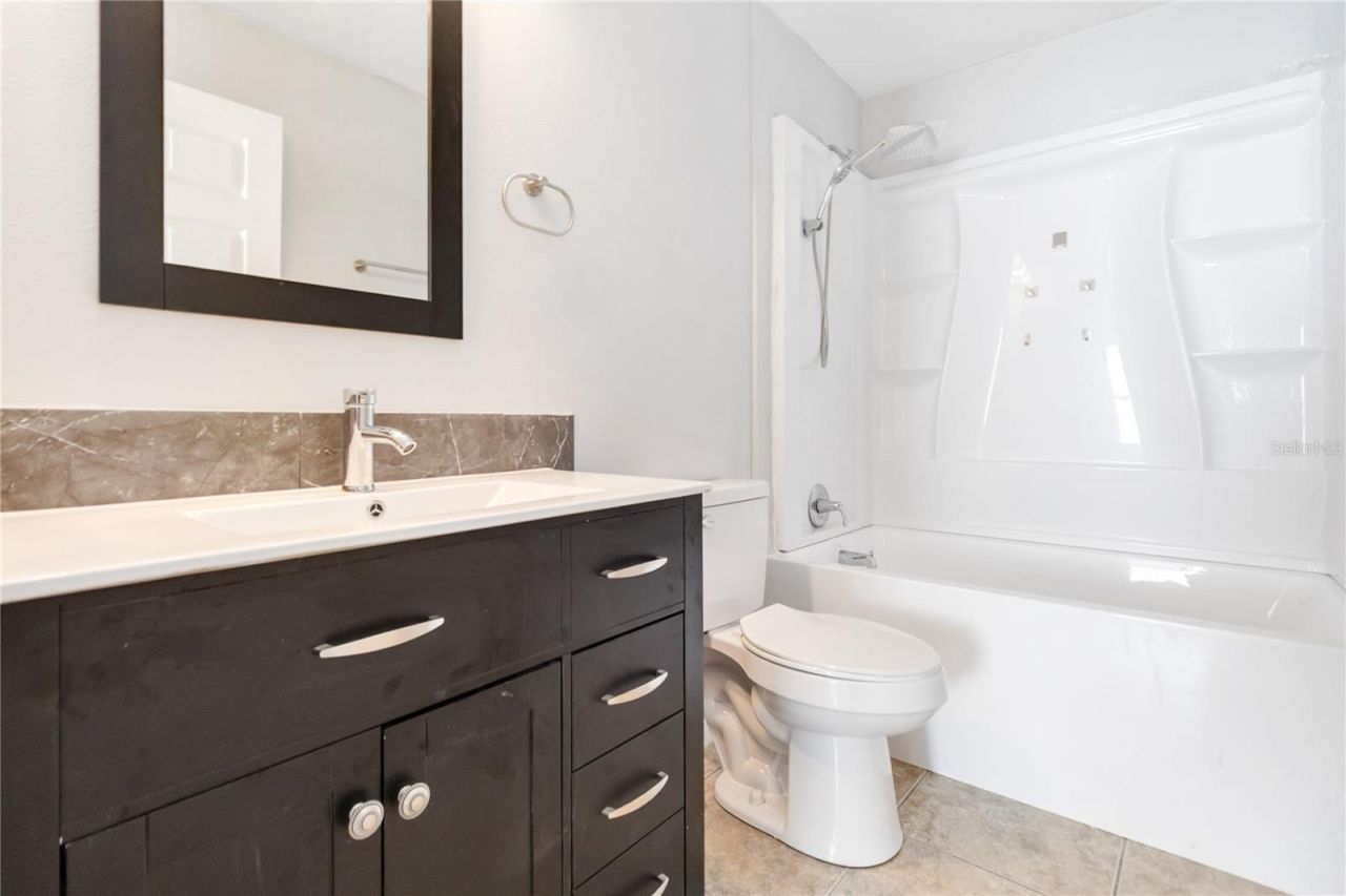 2225 Sandridge Circle, Eustis, FL 32726 Photo