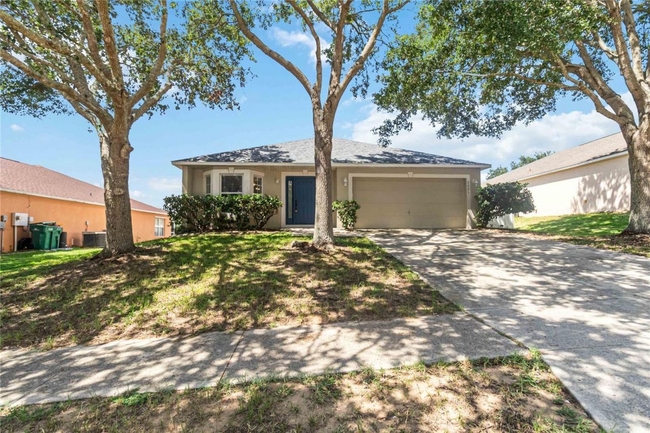 2225 Sandridge Circle, Eustis, FL 32726 Photo
