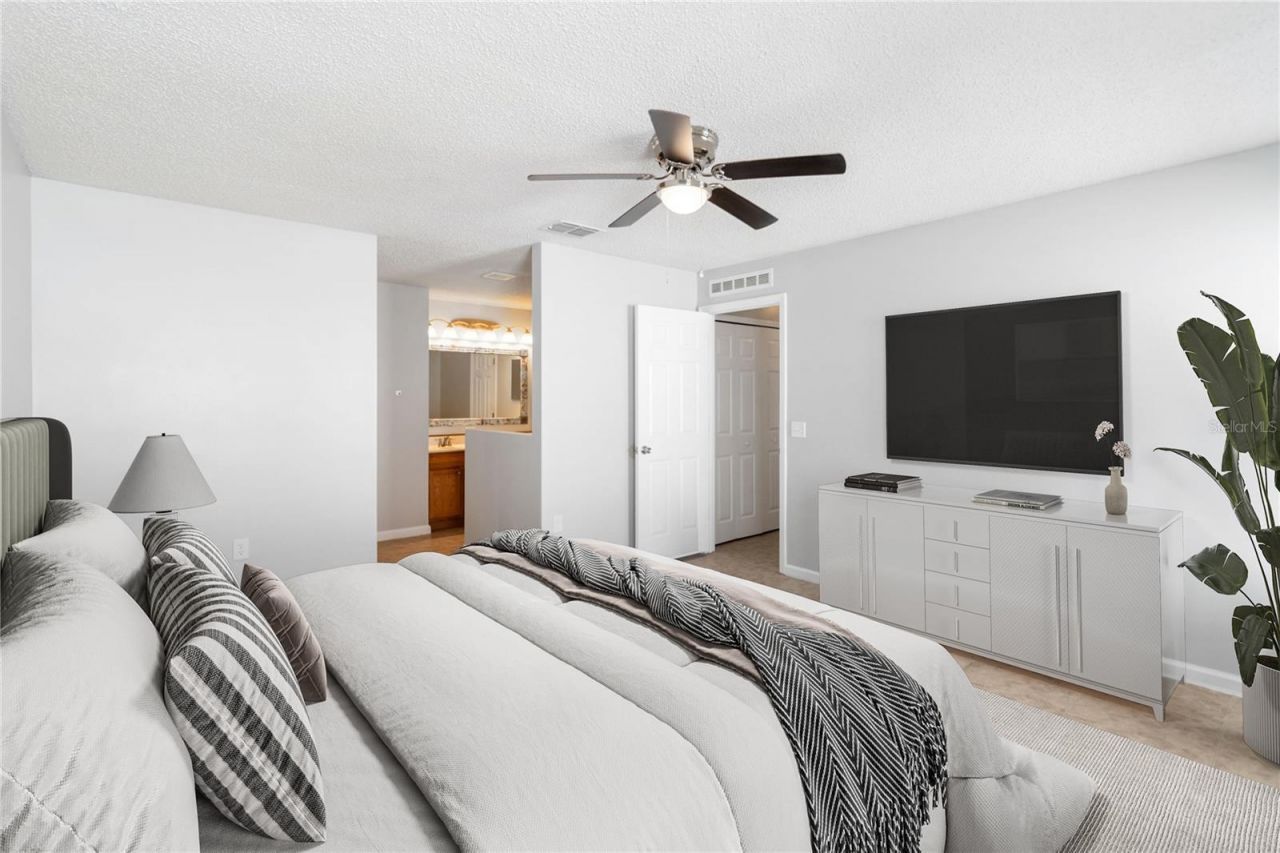 2225 Sandridge Circle, Eustis, FL 32726 Photo