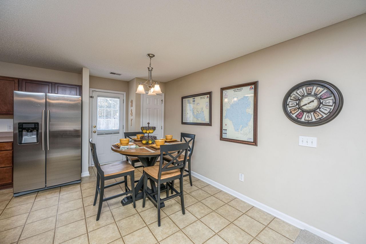 155 Wildberry Lane Photo 13