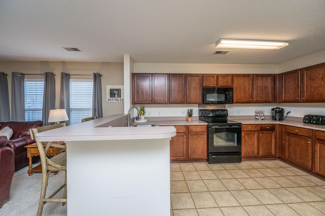 155 Wildberry Lane Photo 4