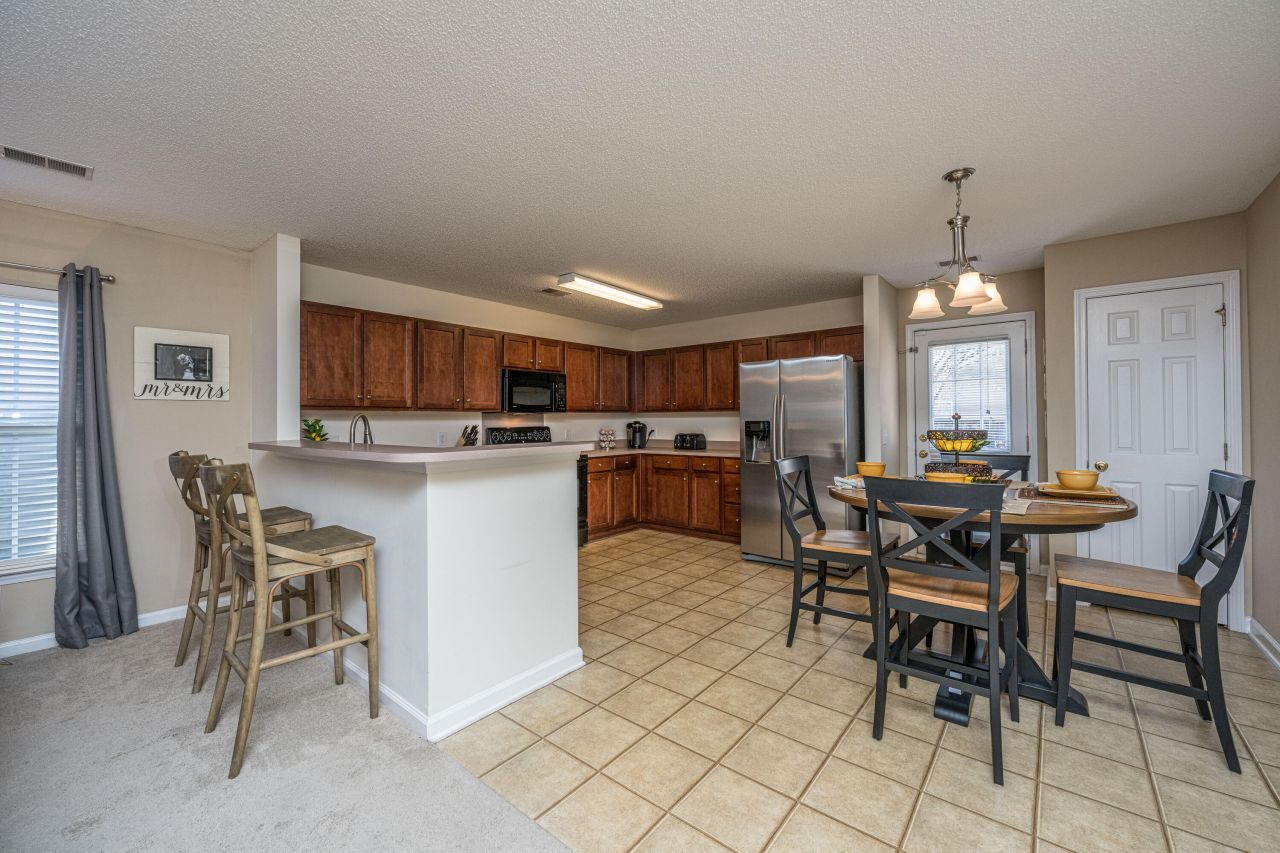 155 Wildberry Lane Photo 9