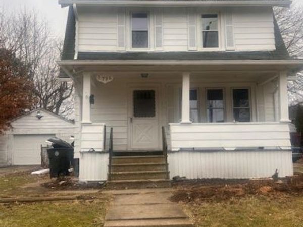 1796 Bonnie Brae NE, Warren, OH 44483