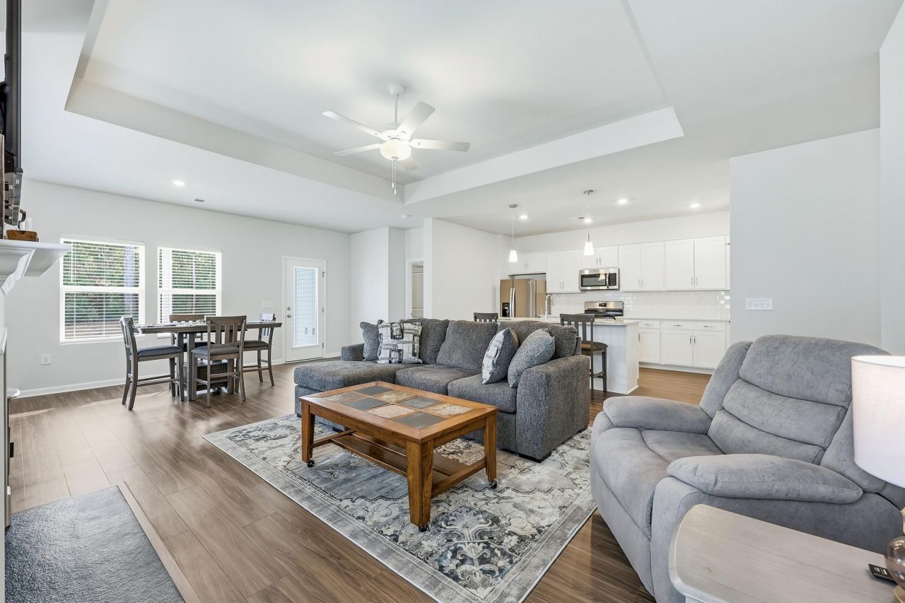 1016 Boswell Ct. Photo 7