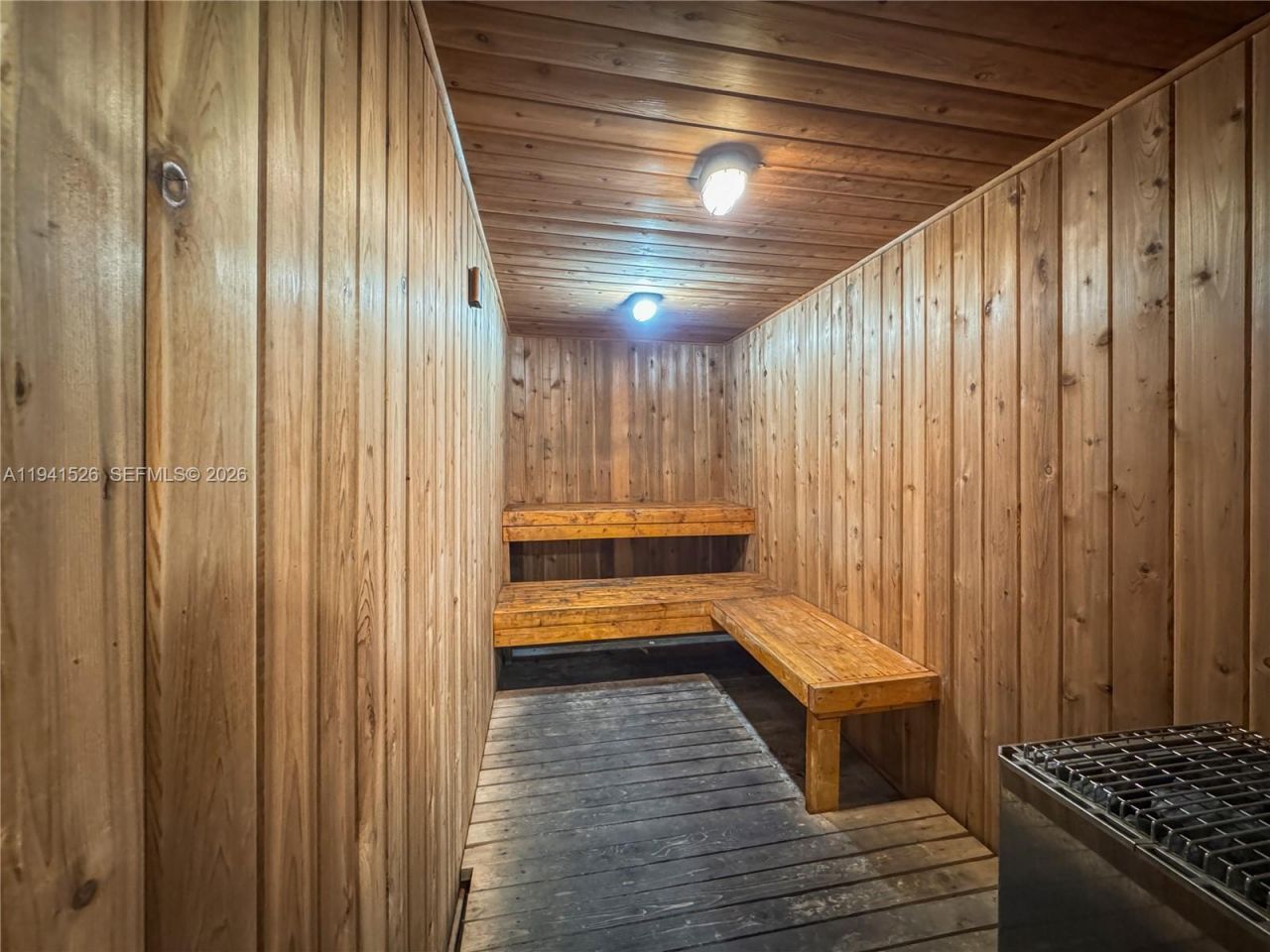 200 Diplomat Pkwy , Unit 533, Hallandale Beach, FL 33009 Photo