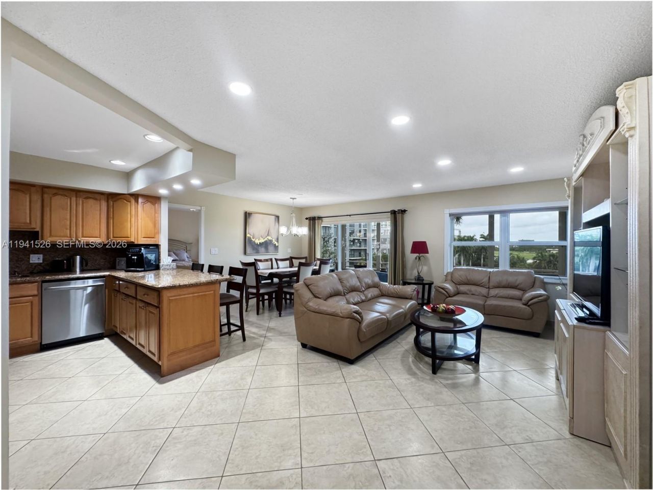 200 Diplomat Pkwy , Unit 533, Hallandale Beach, FL 33009 Photo