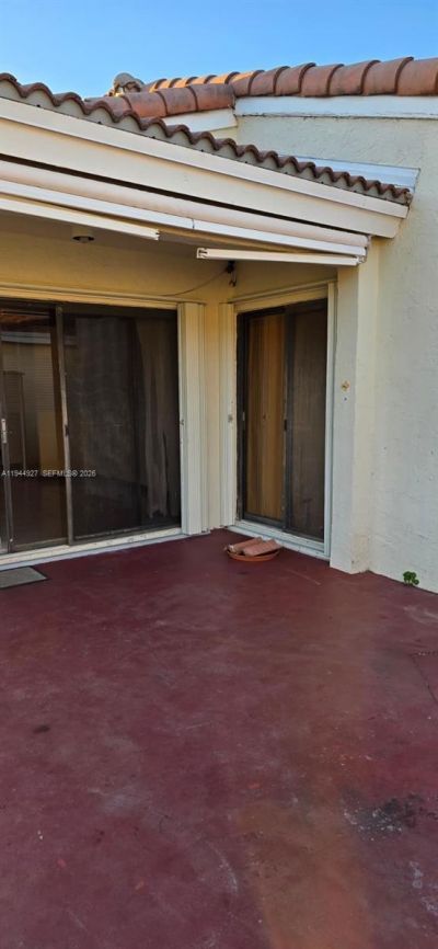 8906 SW 6th Ln, Miami, FL 33174 Photo